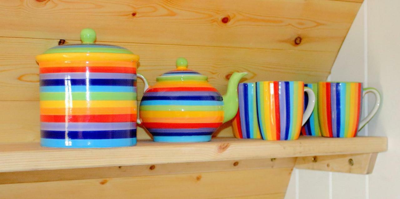 The Rainbow Pod Villa Milltown Malbay Dış mekan fotoğraf