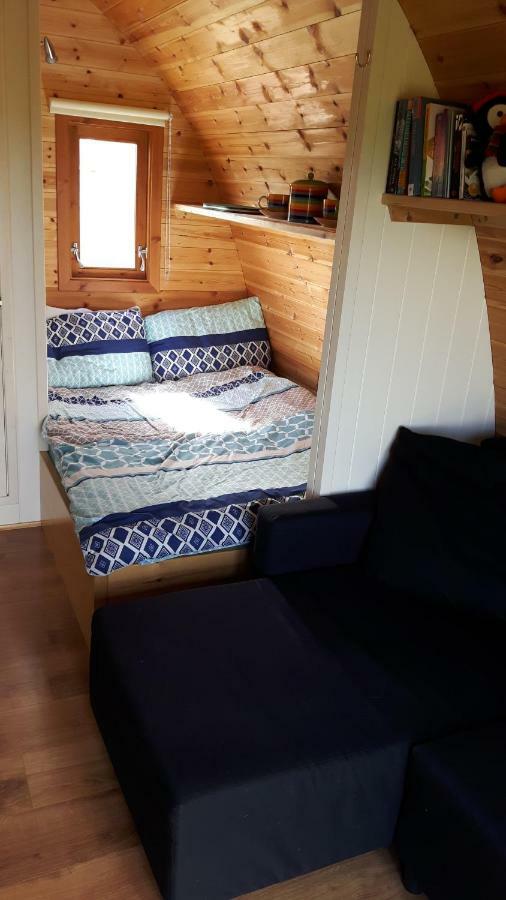 The Rainbow Pod Villa Milltown Malbay Dış mekan fotoğraf