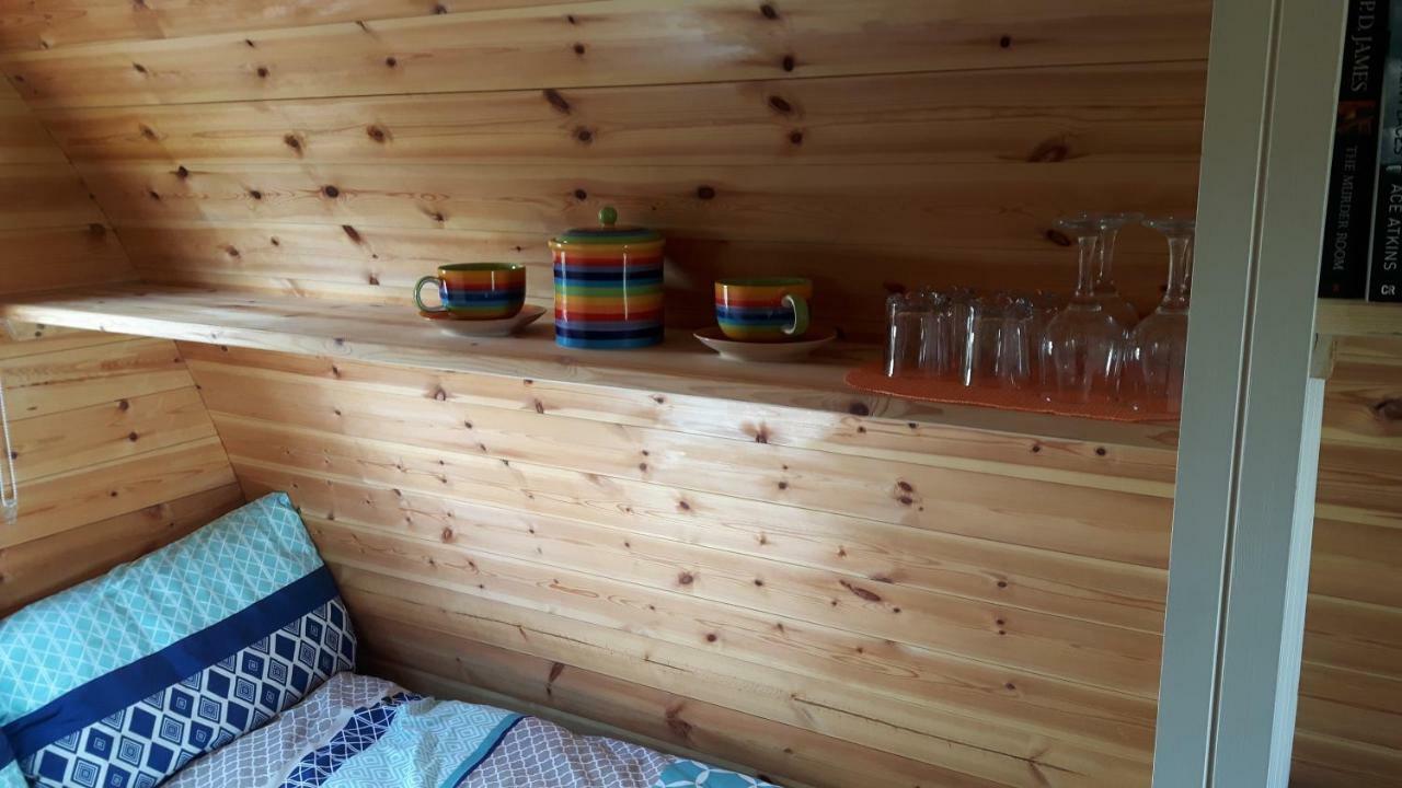 The Rainbow Pod Villa Milltown Malbay Dış mekan fotoğraf